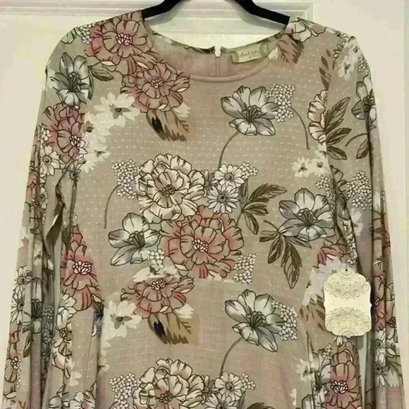 Altar’d State Pink‎ Floral long Sleeve Dress - Picture 2 of 8